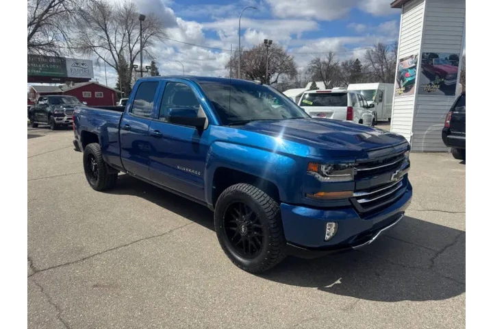 $16990 : 2017 Silverado 1500 LT Z71 image 5