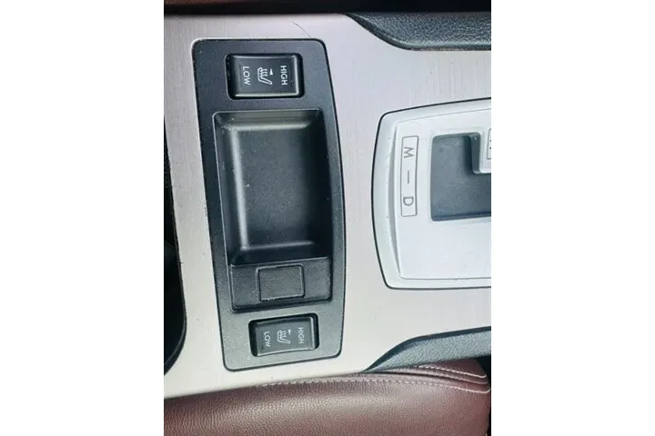 $5995 : 2013 Outback 2.5i Limited 4-D image 10