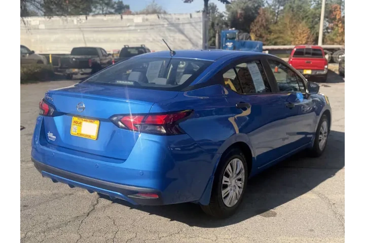 2020 Versa S image 6