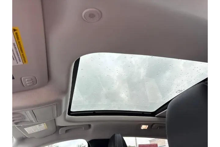 $28300 : Ford Escape 2024 AWD Platinu image 9