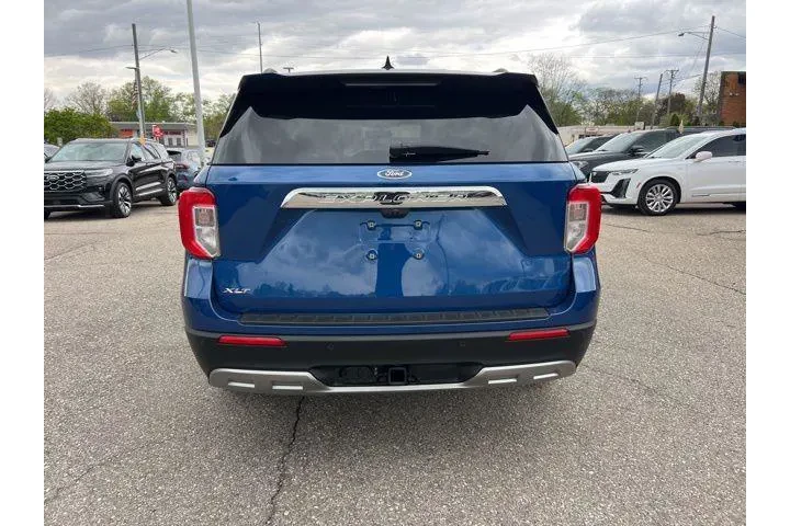 $27275 : Ford Explorer 2023 XLT 4dr S image 5