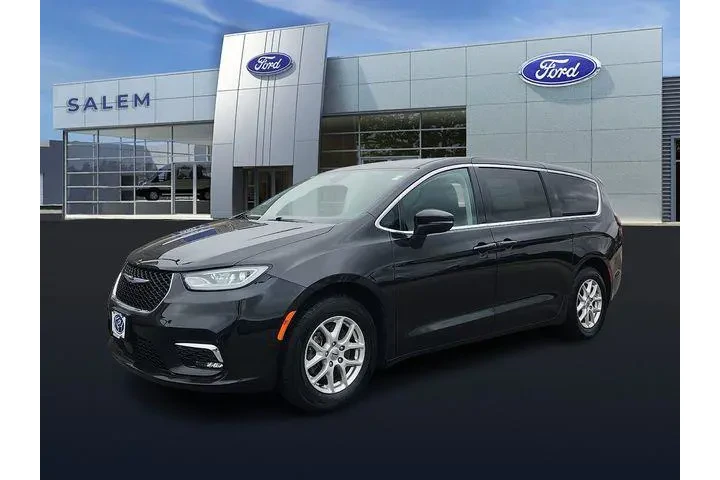 $23990 : Chrysler Pacifica 2023 Touri image 6