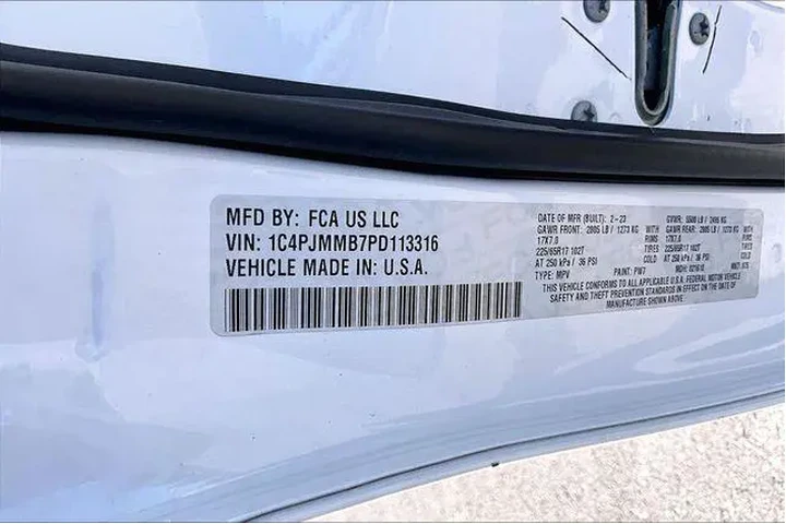 $24516 : Jeep Cherokee 2023 4x4 Altit image 6