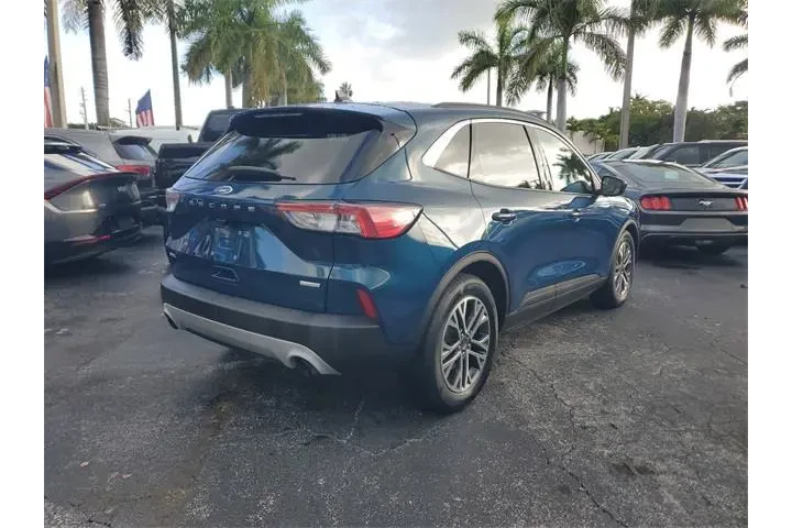 $10990 : Ford Escape 2020 SEL 4dr SUV image 3