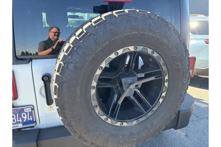 $24438 : Jeep Wrangler Unlimited 2017 image 7