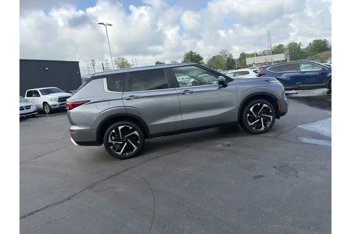 $24980 : Mitsubishi Outlander 2024 AW image 6