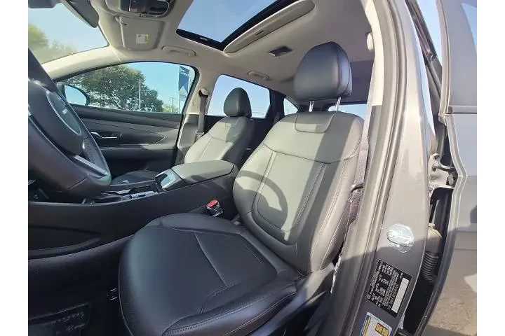 $27997 : Hyundai TUCSON 2025 SEL Conv image 8