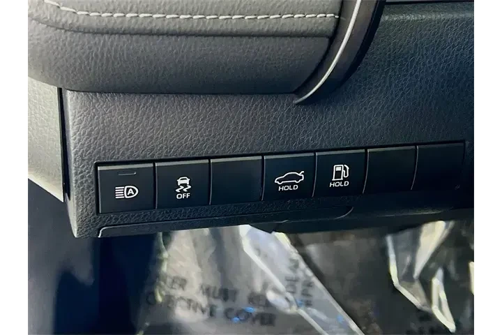 $28800 : Toyota Camry 2024 XSE 4dr Se image 10