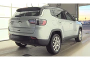 $23990 : Jeep Compass 2025 4x4 Limite thumbnail