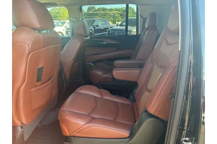$29992 : Cadillac Escalade ESV 2017 4 image 7