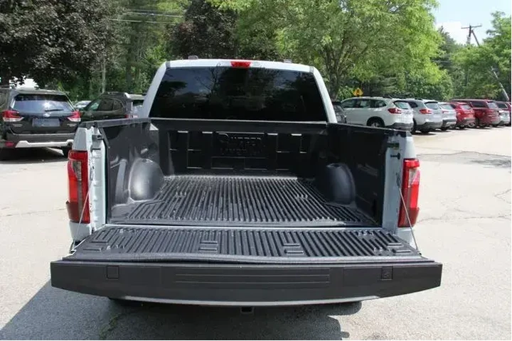 $38990 : Ford F-150 2024 4x4 XLT 4dr image 9
