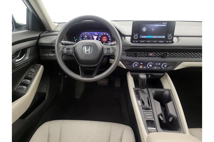 $26998 : Honda Accord 2024 LX 4dr Sed image 10