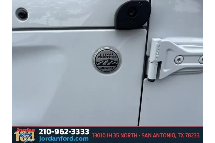 $24437 : Jeep Wrangler Unlimited 2020 image 4