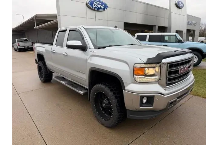 $11700 : GMC Sierra 1500 2014 4x4 SLT image 8
