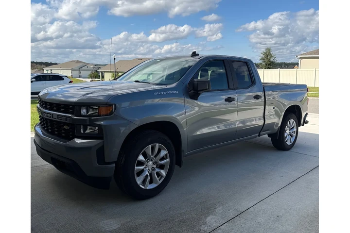 $12000 : 2020 Silverado LT image 3