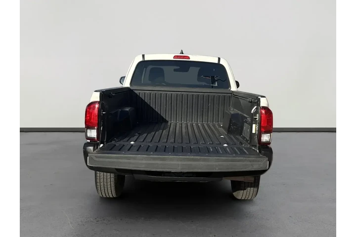 Toyota Tacoma 2020 4x2 SR5 4 image 6