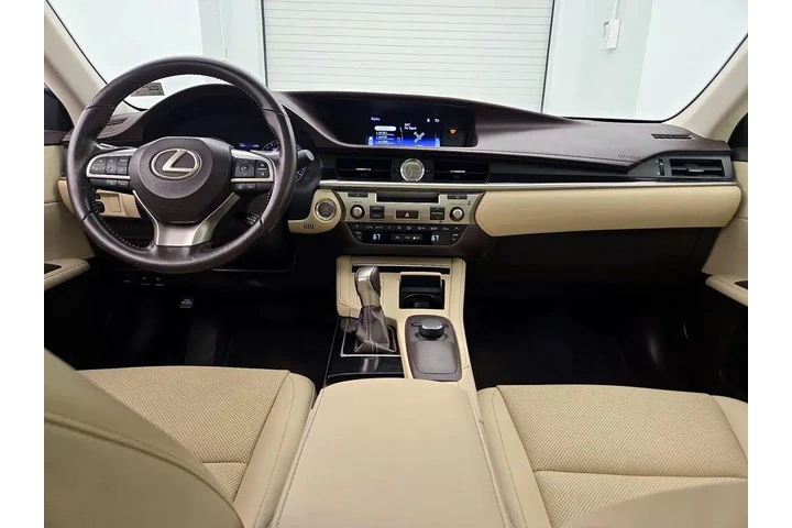 $24998 : Lexus ES 350 2017 4dr Sedan image 9