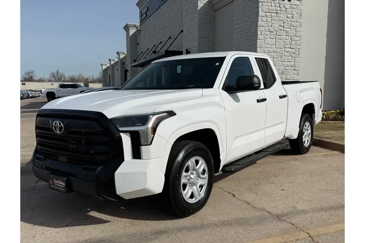 $39990 : Toyota Tundra 2026 4x2 SR 4d image 3