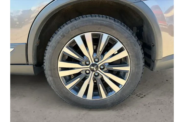 $17236 : Mitsubishi Outlander 2019 AW image 9