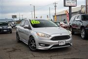 $9995 : 2016 Focus SE thumbnail