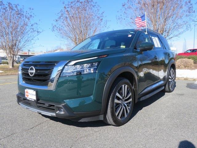 $39087 : PRE-OWNED 2022 NISSAN PATHFIN image 1