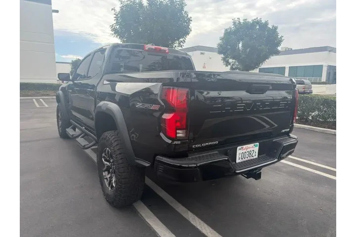 2024 Colorado ZR2 image 5