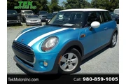 2016 Base 2D Hatchback Cooper en Charlotte