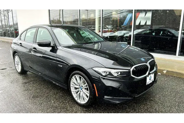 $25500 : BMW 3 Series 2023 AWD 330e x image 4