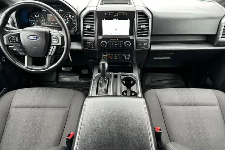 $29995 : Ford F-150 2019 4x4 XLT 4dr image 3