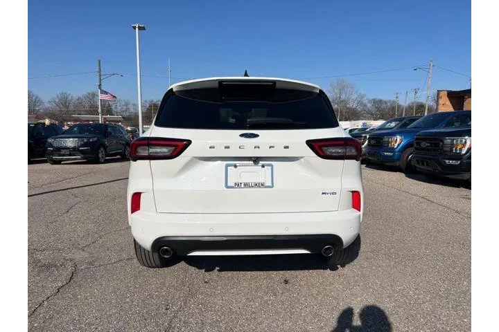 $26556 : Ford Escape 2024 AWD ST-Line image 5