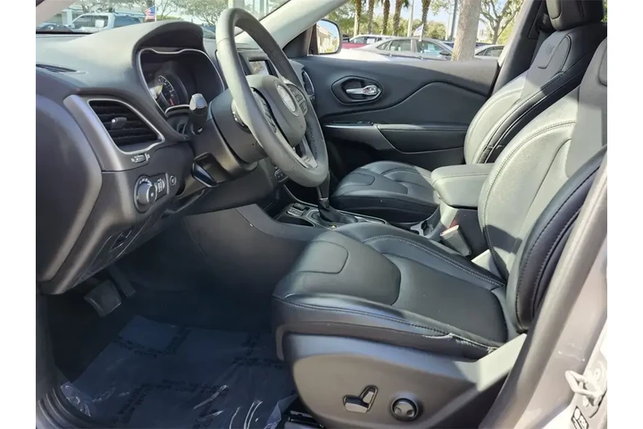 $18989 : Jeep Cherokee 2022 Latitude image 3