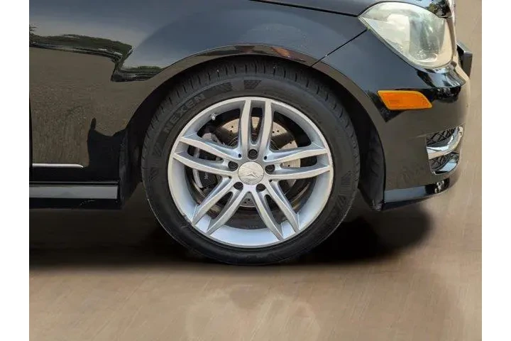 Mercedes-Benz C-Class 2013 C image 7