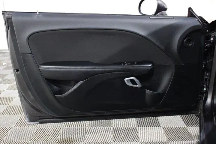 $33998 : Dodge Challenger 2022 AWD GT image 6