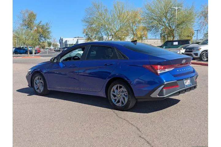 $18990 : Hyundai ELANTRA 2024 SEL 4dr image 6