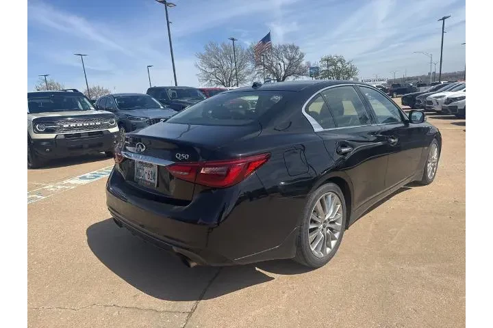 $19450 : INFINITI Q50 2019 AWD 3.0T S image 2