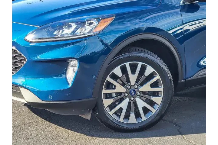 $23890 : Ford Escape 2020 AWD Titaniu image 3