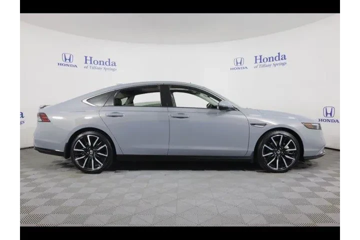 $33875 : Honda Accord Hybrid 2023 Tou image 8