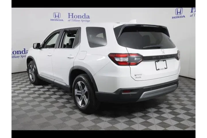 $39875 : Honda Pilot 2025 AWD EX-L 4d image 5