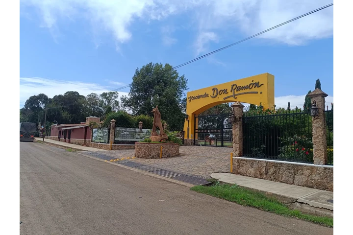 $2100000 : Hacienda en Venta tepatitlan image 3