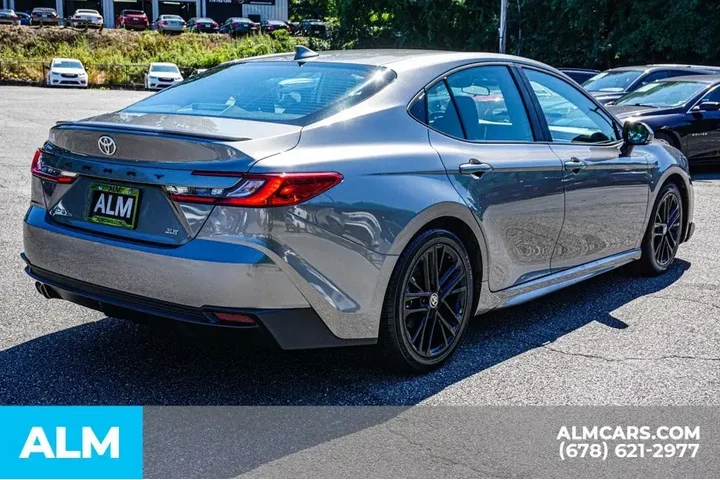 $26920 : Toyota Camry 2025 SE 4dr Sed image 6