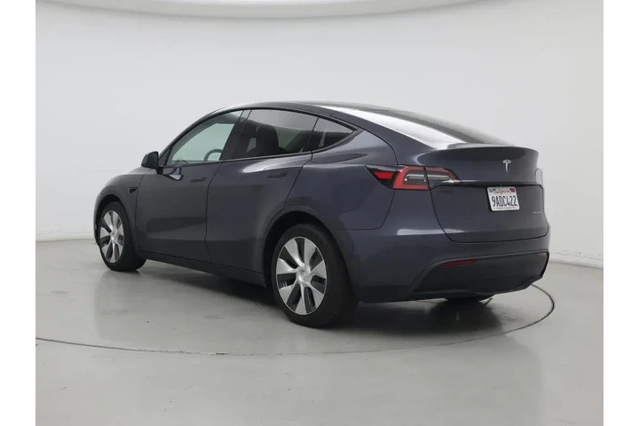 $28998 : Tesla Model Y 2021 AWD Long image 2