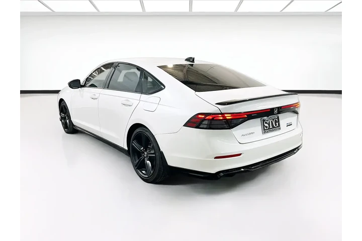 $29688 : Honda Accord Hybrid 2025 Spo image 5