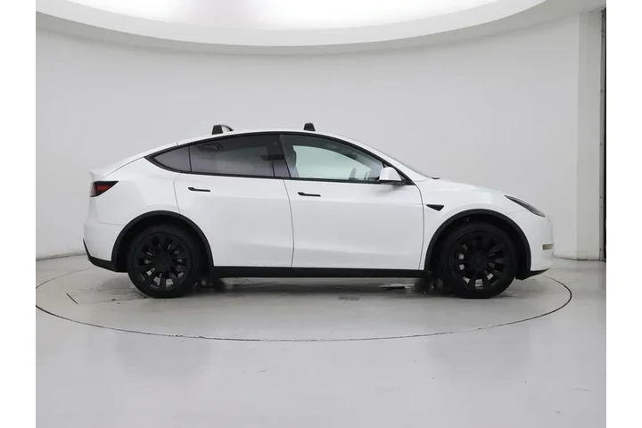 $28998 : Tesla Model Y 2022 AWD Long image 7