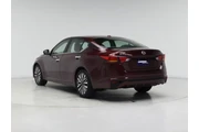 $17998 : Nissan Altima 2023 2.5 SV 4d thumbnail