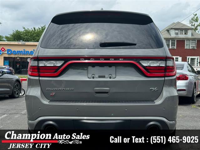 Used 2022 Durango R/T Plus AW image 9