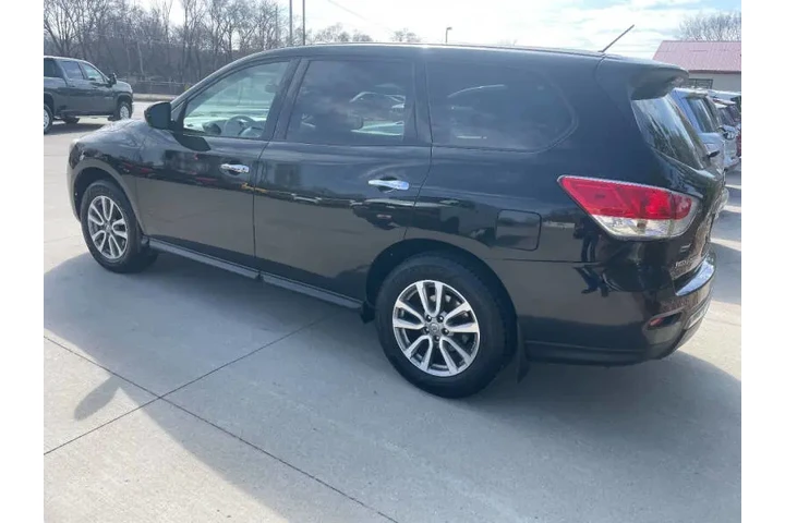 $11950 : 2014 Pathfinder S image 7