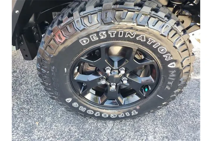 $29590 : Jeep Wrangler 2023 4x4 Willy image 5