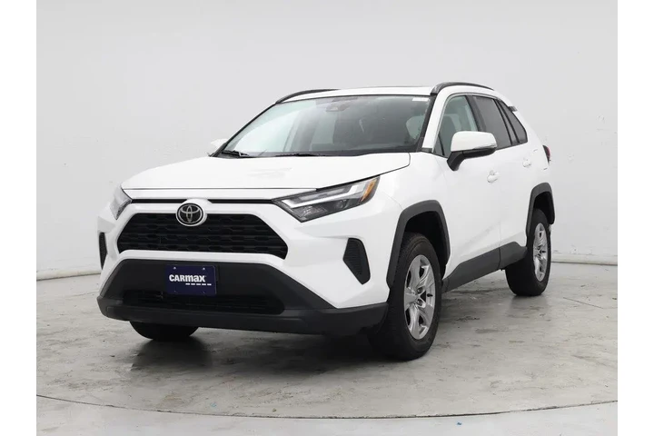 $28998 : Toyota RAV4 2022 XLE 4dr SUV image 4