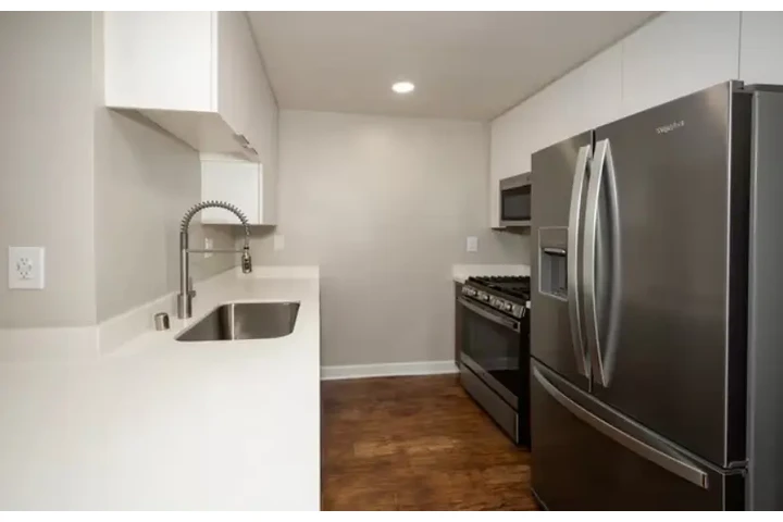 $2550 : 1274 N Crescent Heights Blvd, image 3