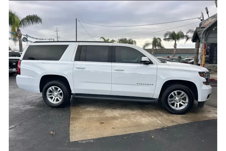 $38989 : Chevrolet Suburban 2020 4x2 image 3